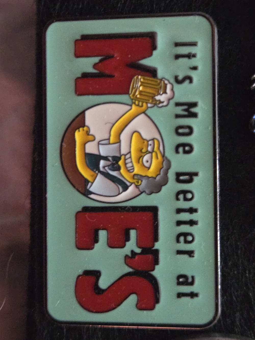 Men's Enamel Moe's Tavern Character Pin - Mint Green & Red